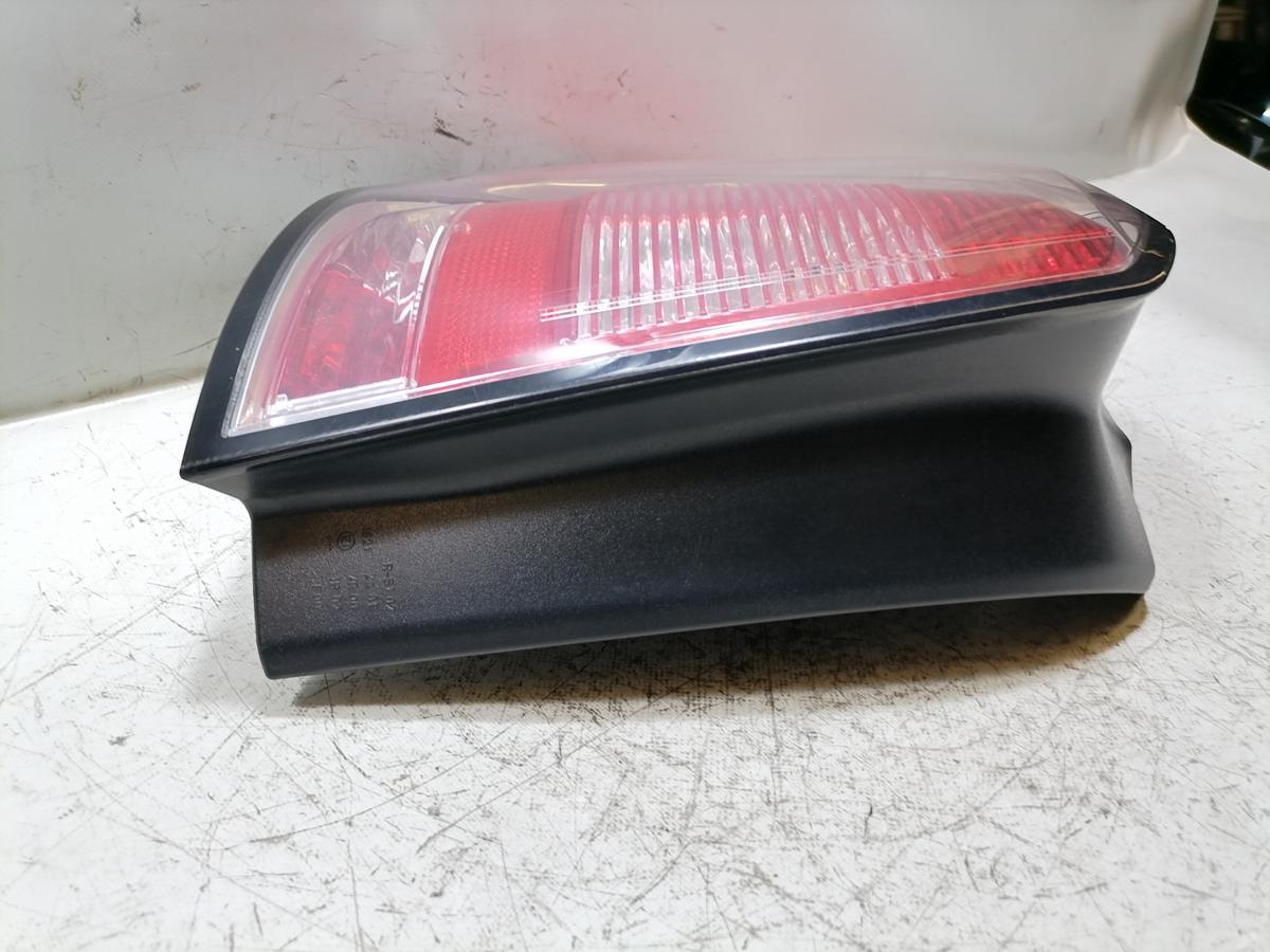 Opel Astra H original R&uuml;cklicht R&uuml;ckleuchte Schlussleuchte links Kombi Facelift BJ.2009